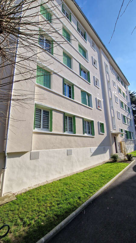 Appartement à RUEIL-MALMAISON