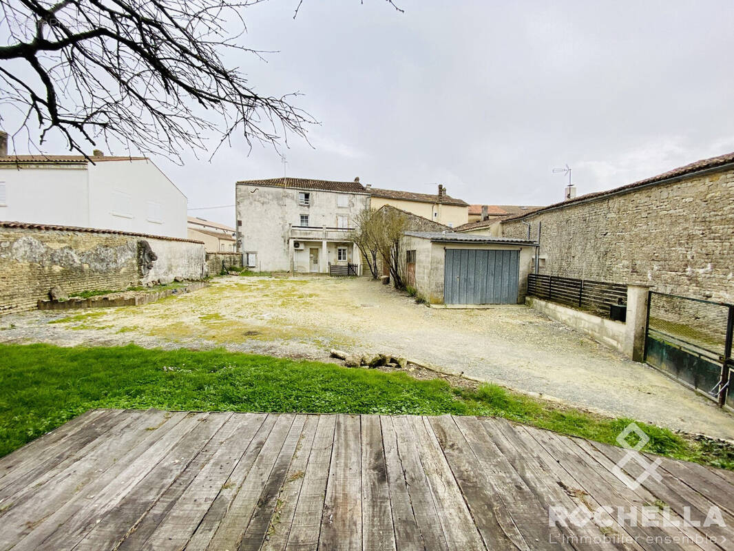 Maison à NERE