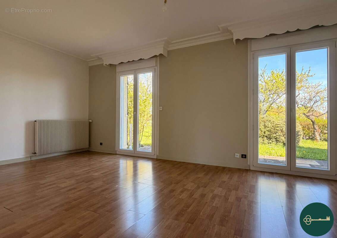 Maison à VILLEY-SAINT-ETIENNE