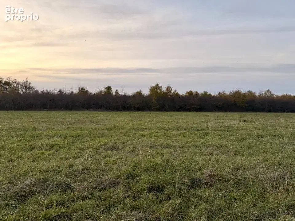 Photo Terrain à Saint-Laurent-Des-Vignes au prix de 50 000€