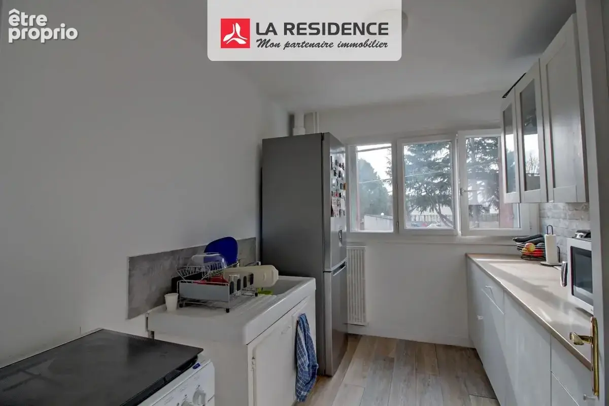 Appartement 49 m² à Les Mureaux  - photo 2