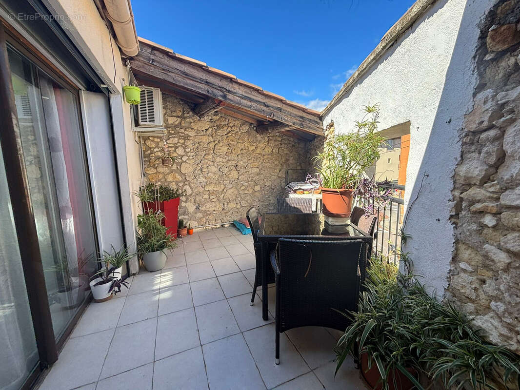 Appartement à COURSAN