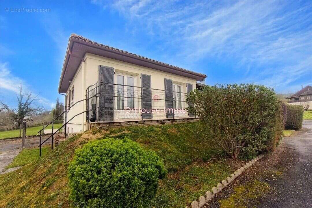 Maison 140 m² à Trois-Villes  - photo 20
