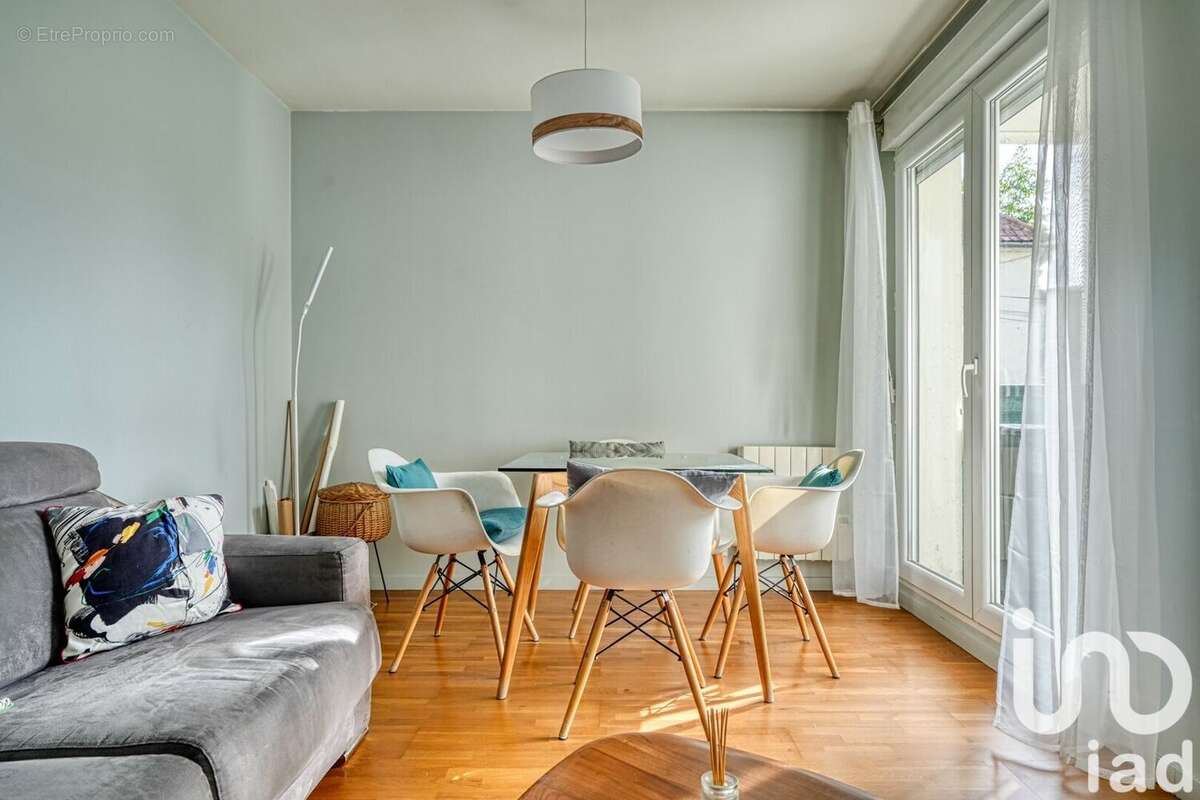 Photo 4 - Appartement à SARCELLES