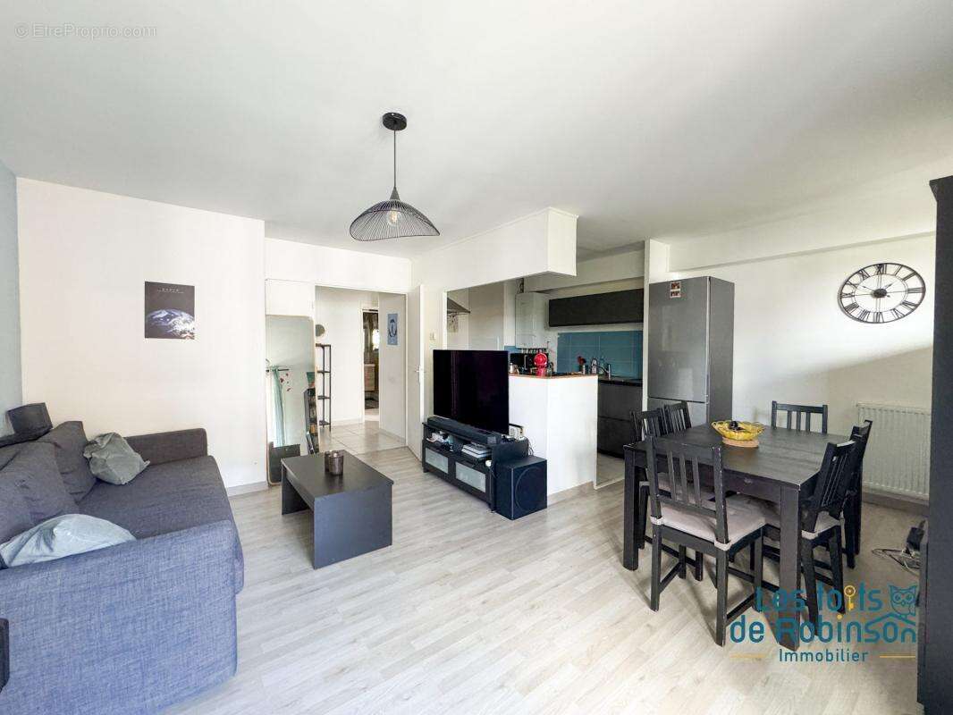 Appartement à LE PLESSIS-ROBINSON