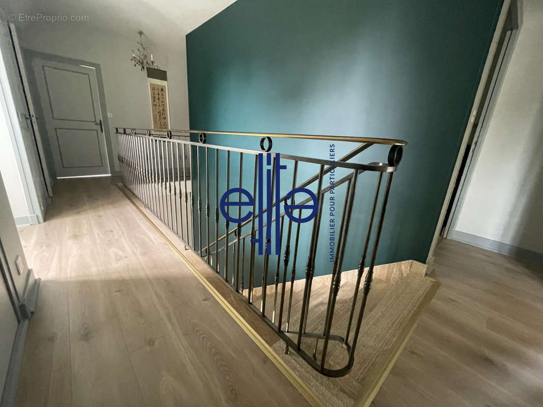 Maison à COULOUNIEIX-CHAMIERS