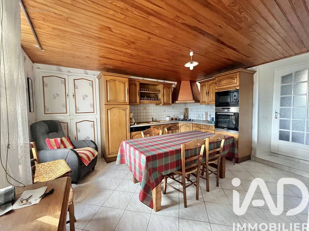 Photo 1 - Maison à SAINT-SAUVEUR-LENDELIN