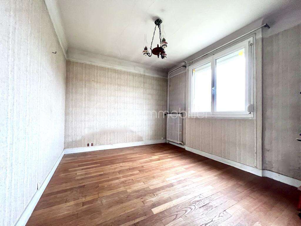 Maison à FONTENAY-TRESIGNY