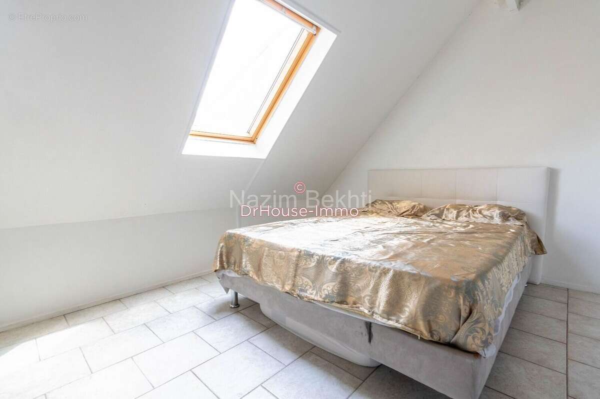 Maison à MANTES-LA-VILLE