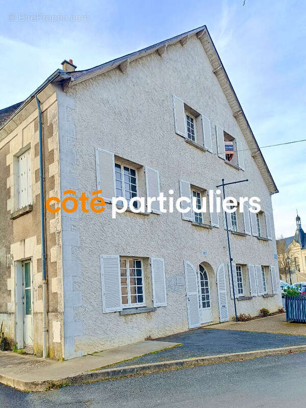 Appartement à SAINTE-MAURE-DE-TOURAINE