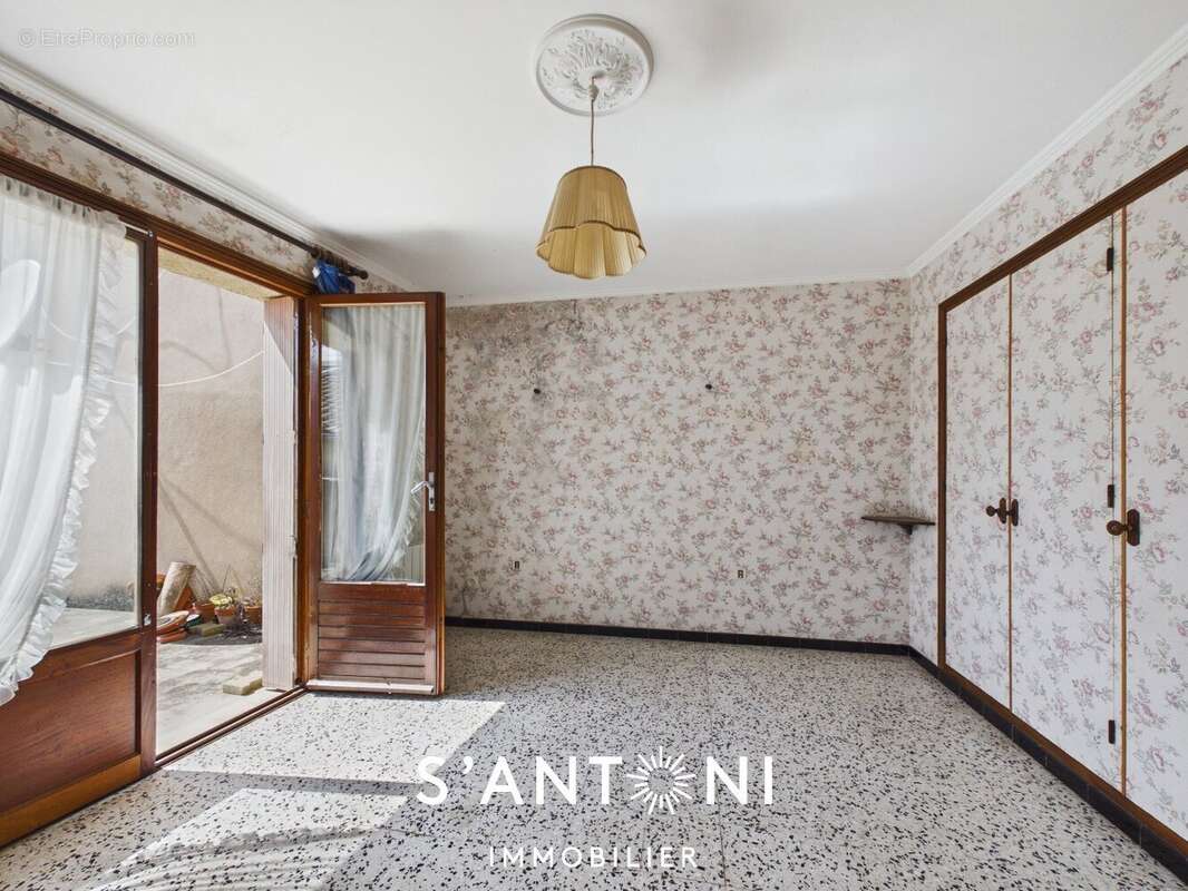 Maison à ABEILHAN
