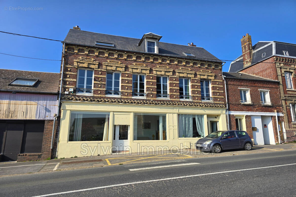 Maison à FERRIERES-EN-BRAY