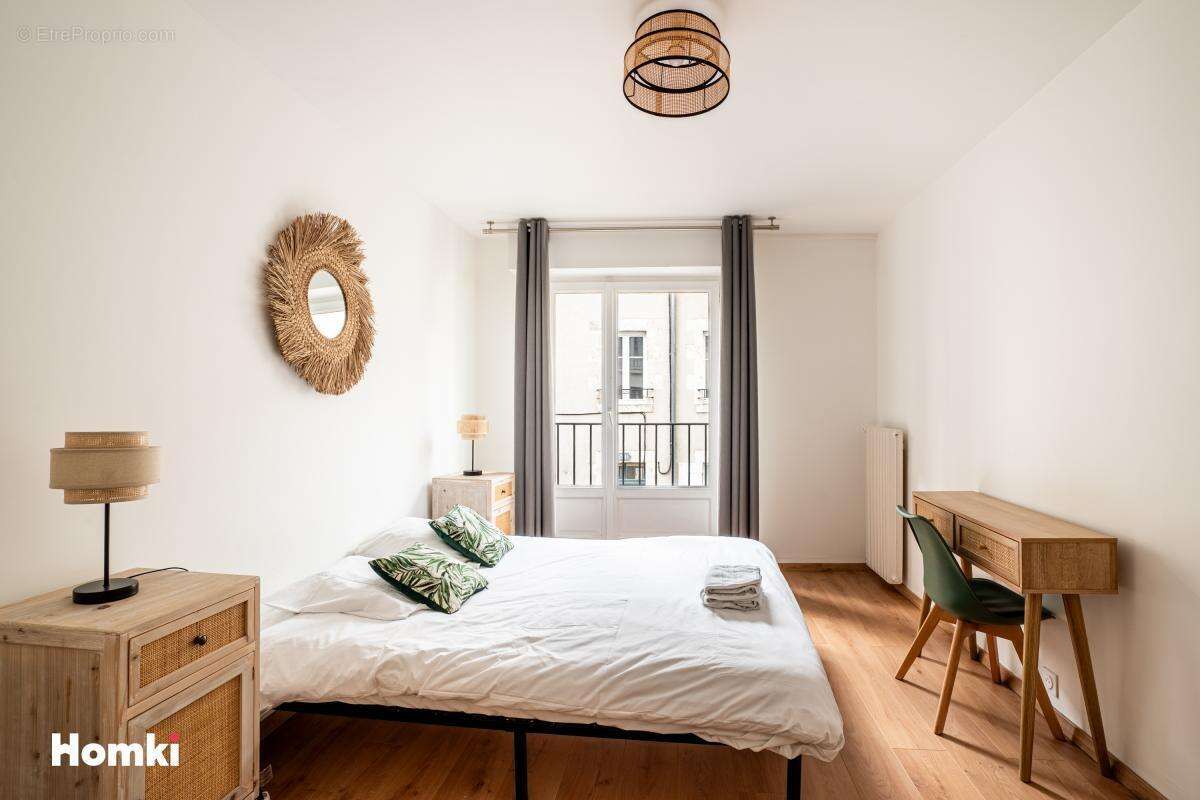 Appartement T4 de 93 m² à Orléans 45000, Rue du Champ Saint-Euverte - photo 12
