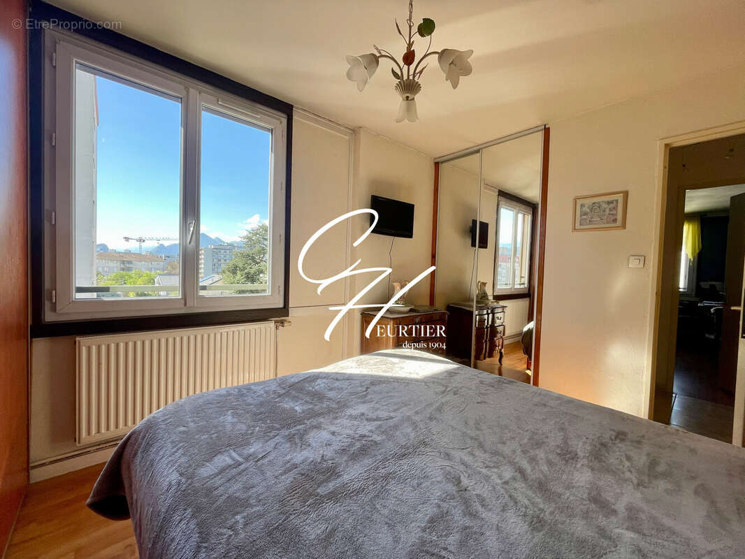 Appartement à ECHIROLLES