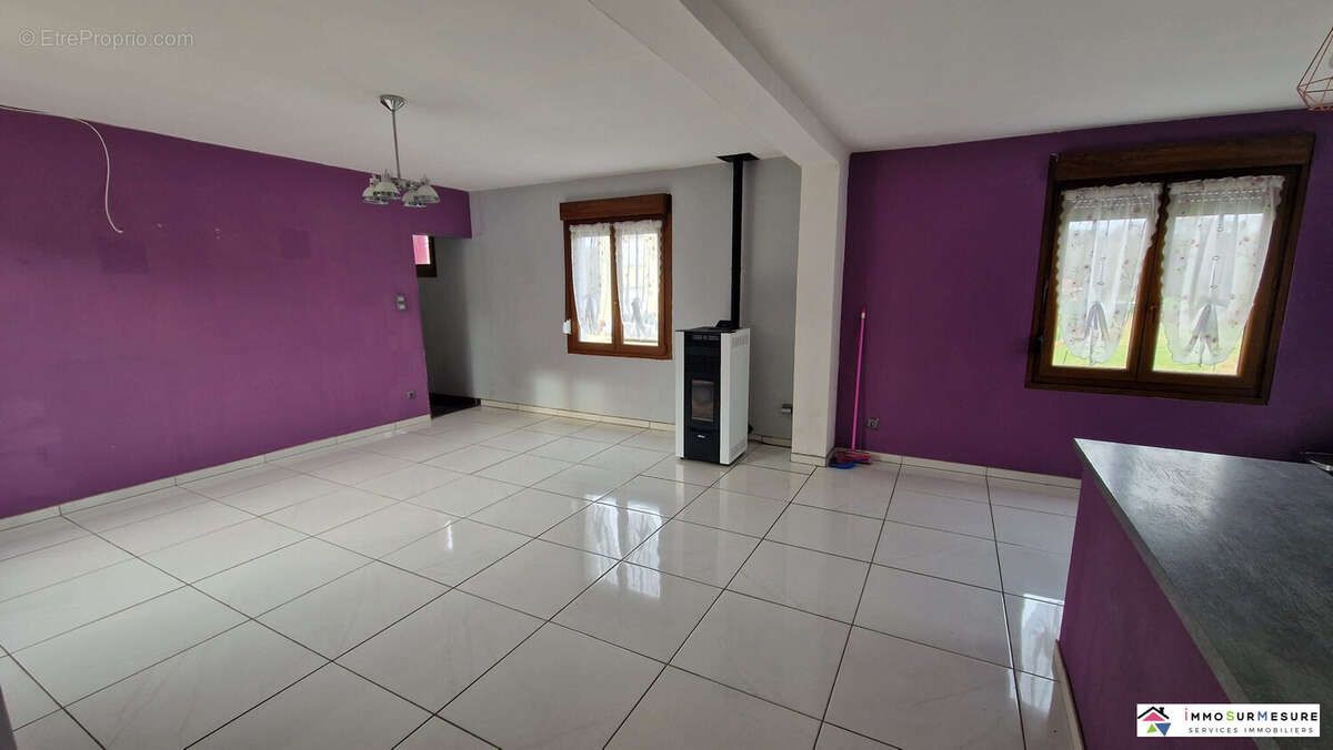 Maison à REBREUVIETTE