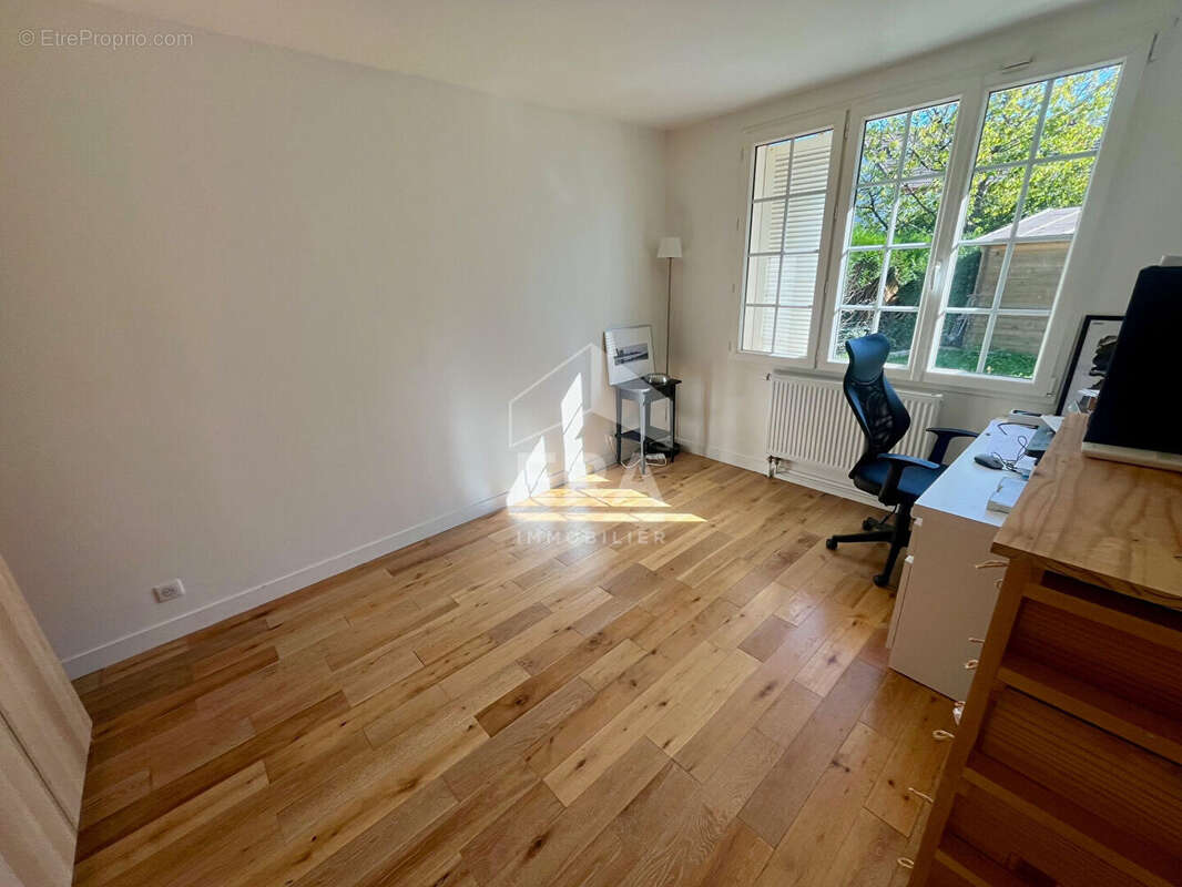 Maison à VILLEPREUX