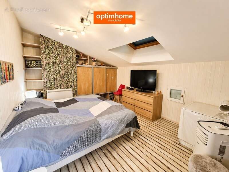 Maison de village mitoyenne 8 pièces – 171m² avec jardin et terrasse – Void-Vacon - photo 12