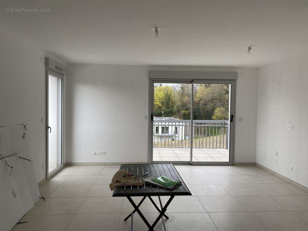 Appartement à SAINT-ETIENNE