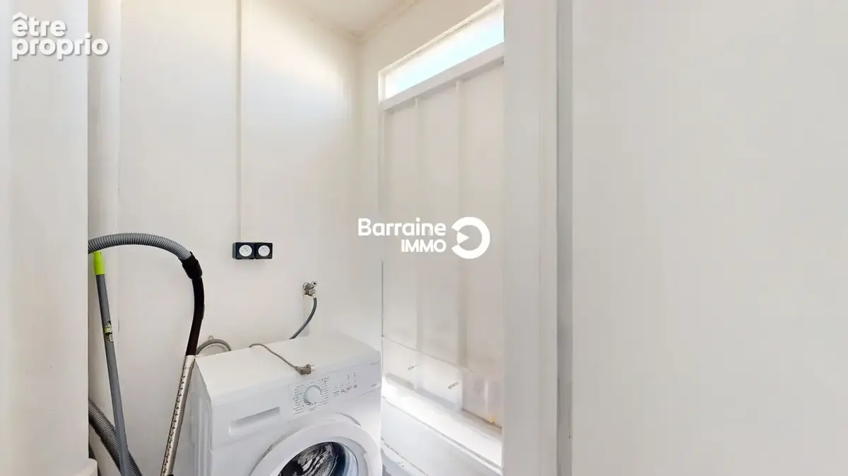 BARRAINE IMMO A VENDRE : Appartement T2 - Saint-Pierre - Dernier étage avec balcon et parking - photo 6
