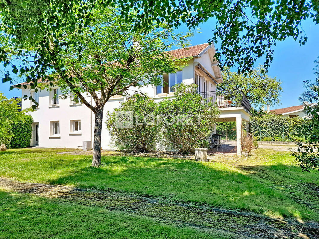 Maison à JURANCON