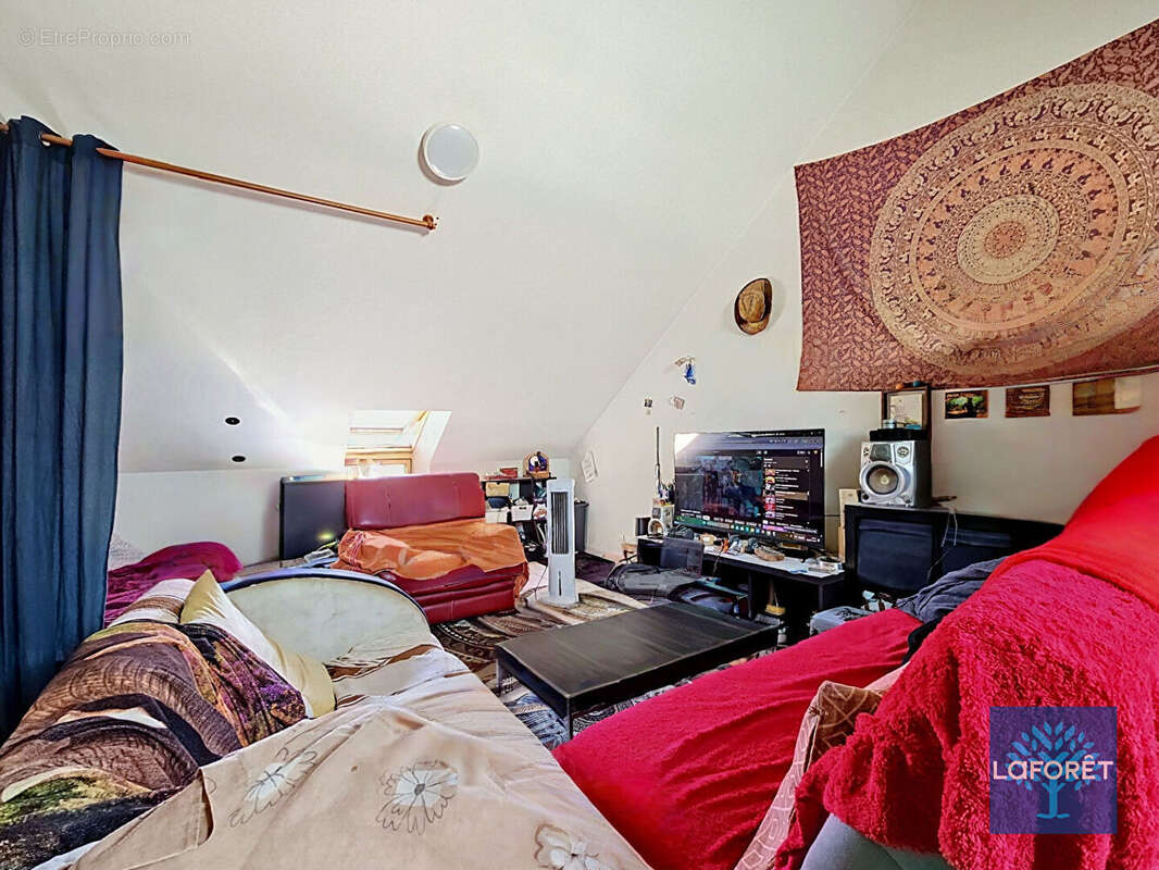 Achat appartement La Roche-sur-Yon Investissement locatif Vendée, Studio loué Place Napoléon - photo 6