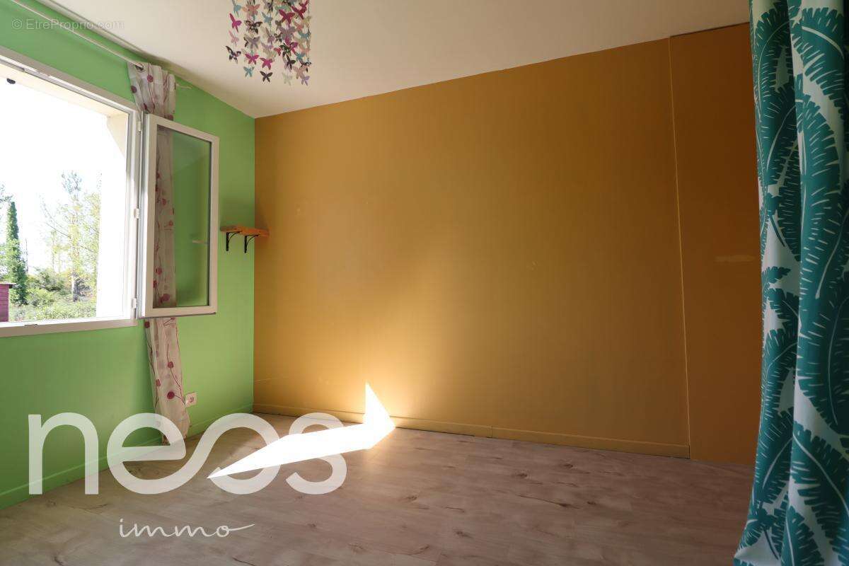 Maison 110 m² à Grignols  - photo 16
