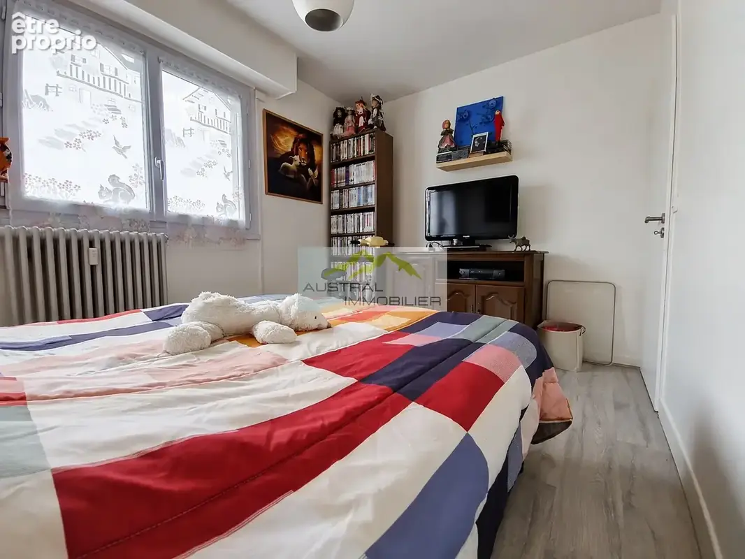 BASSENS - T3 rénové de 70 m2 + balcon/terrasse de 11 m2, prêt à vivre ! - photo 7