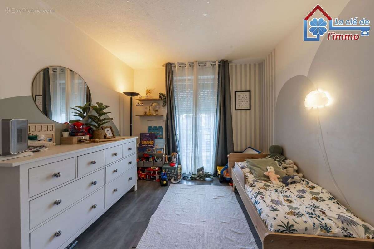 Appartement à MOISSY-CRAMAYEL