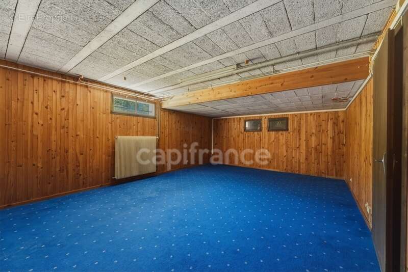 Maison à PREVESSIN-MOENS