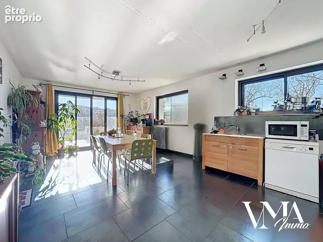 Maison individuelle 196 m2   Terrain 1200 m2   Saint-Germain-Nuelles - photo 3