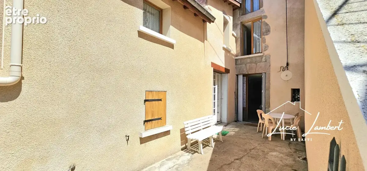 Photo 1 - Maison à AUZAT-LA-COMBELLE