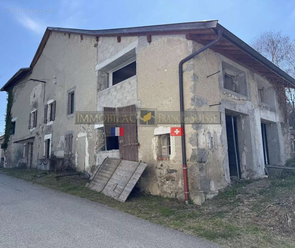 Maison à DINGY-EN-VUACHE