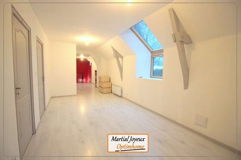 Maison à LE CHATELLIER