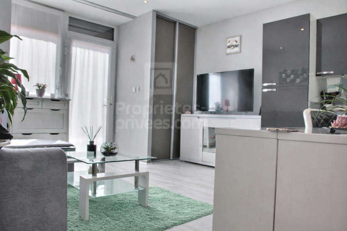 Appartement à ALBENS