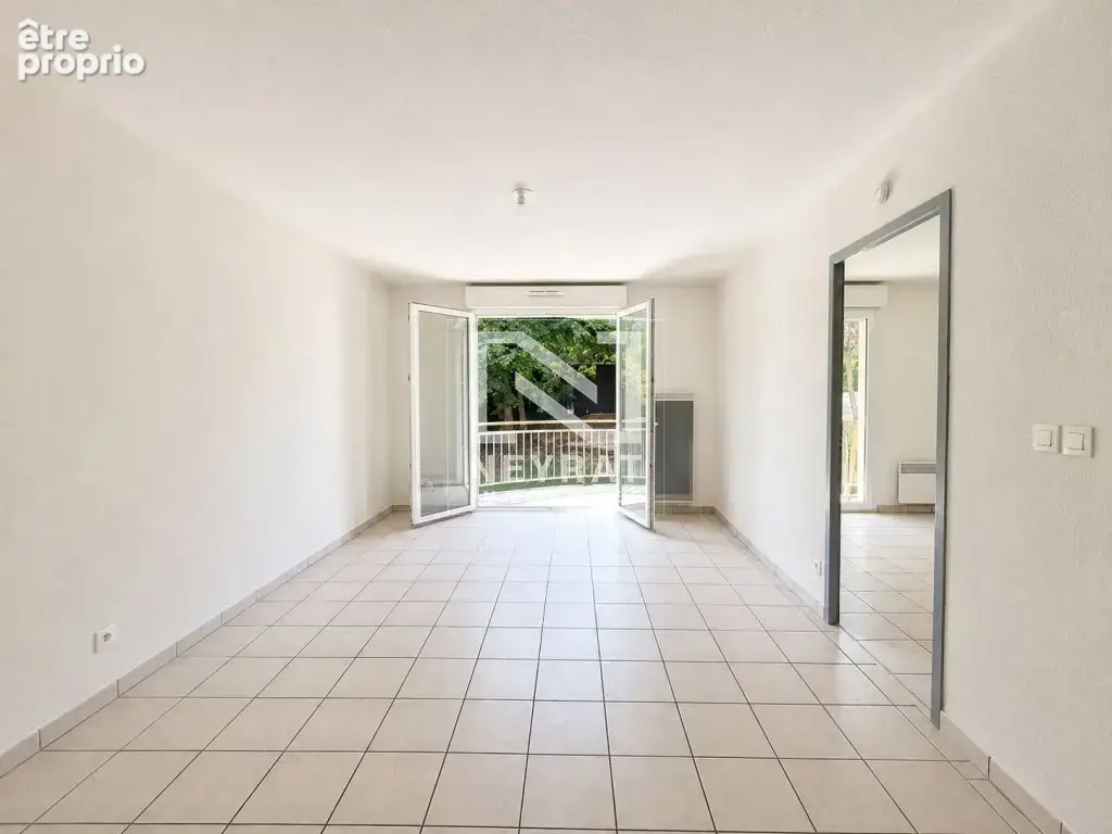 Type 2 - 37.65 m² - 52 000€ - Le Creusot - photo 5
