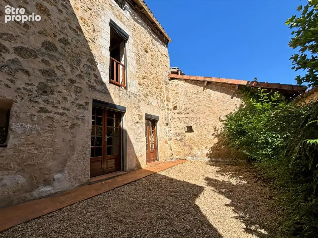 Belle propriété ancienne avec potentiel touristique en Dordogne - photo 19