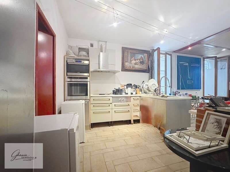 Appartement à PARIS-11E