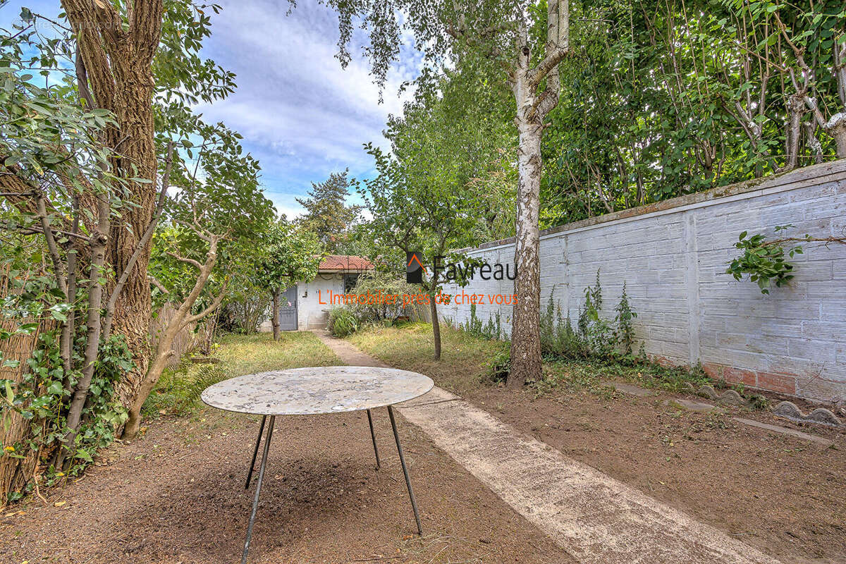 Maison à L&#039;HAY-LES-ROSES