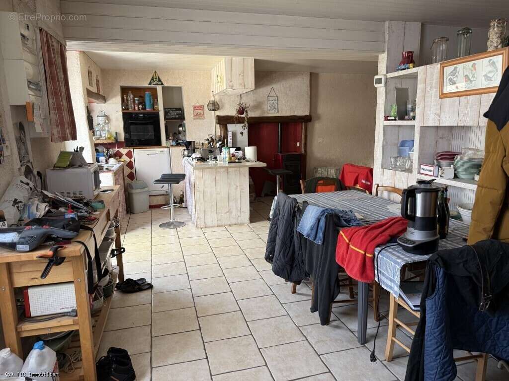 Maison à VILLEFAGNAN