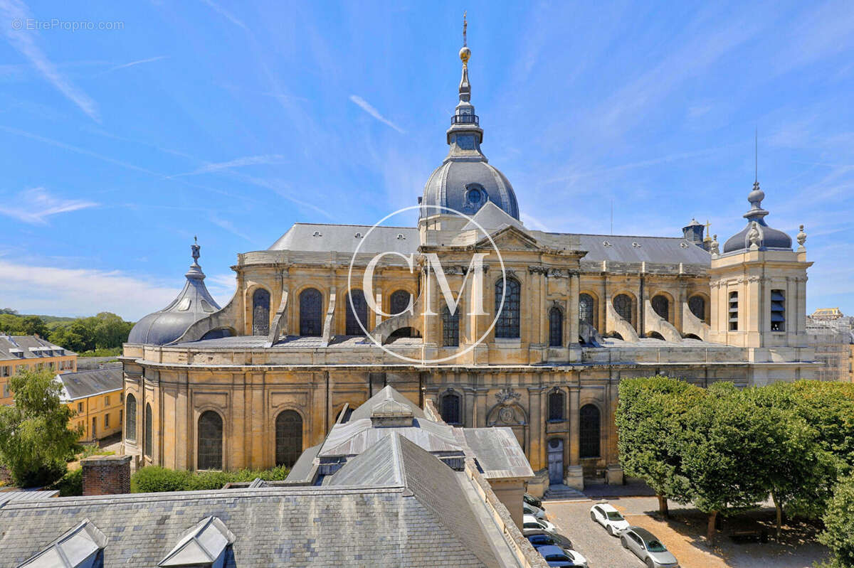 Appartement à VERSAILLES