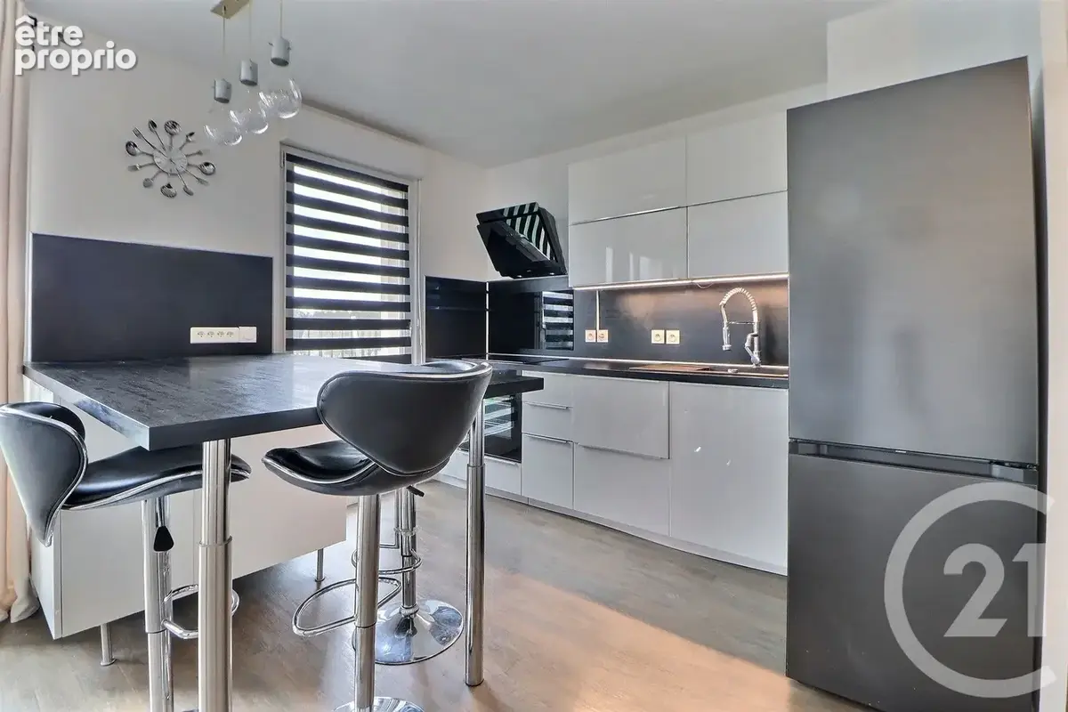 Appartement 4 pièces 75 m² à vendre à Aulnay-Sous-Bois (93600) - photo 2