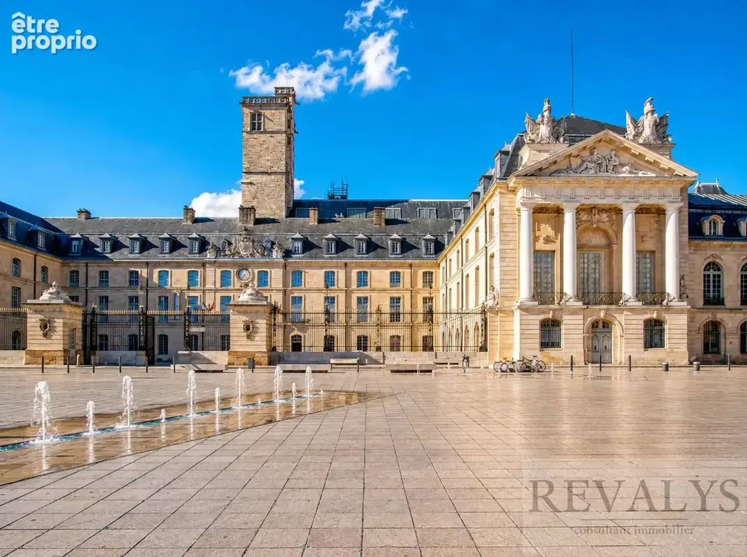 COTE D'OR (21) - DIJON HYPERCENTRE LIBERATION - T2 entièrement rénové à 50 mètres de la Place de la Libération - photo 6