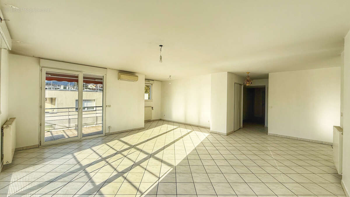 Appartement à VOIRON