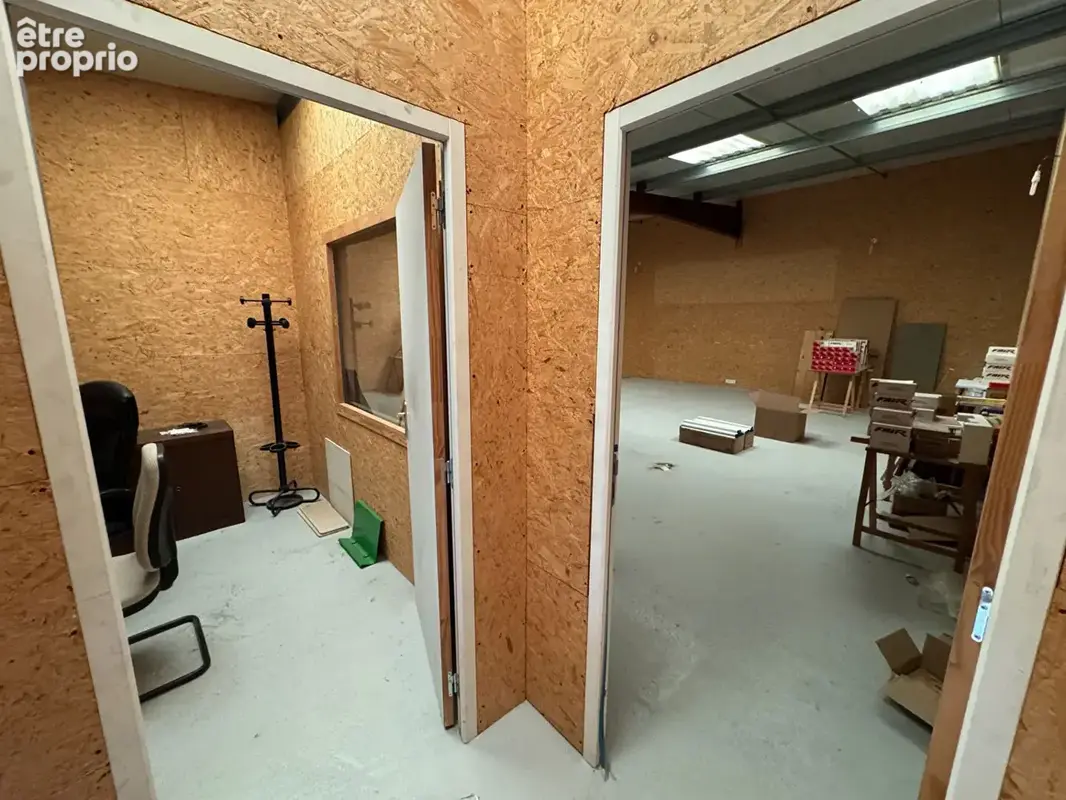 NOUVELLE Opportunité VENTE Local d'activité 250 m2 - NORD de NANTES - photo 3