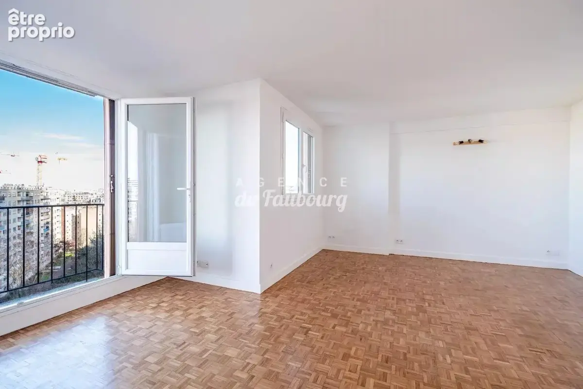 Appartement 3 pièces - 11ème étage avec asc. - vue Tour Eiffel - photo 7