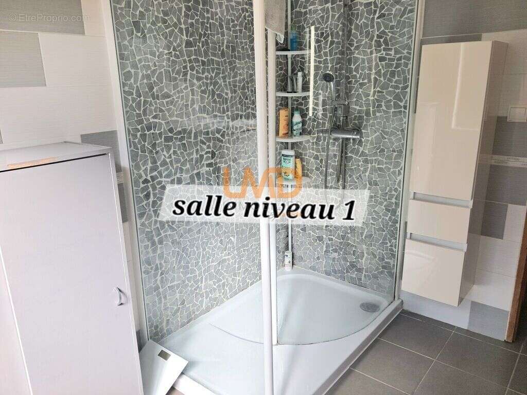 Maison à VEZENOBRES