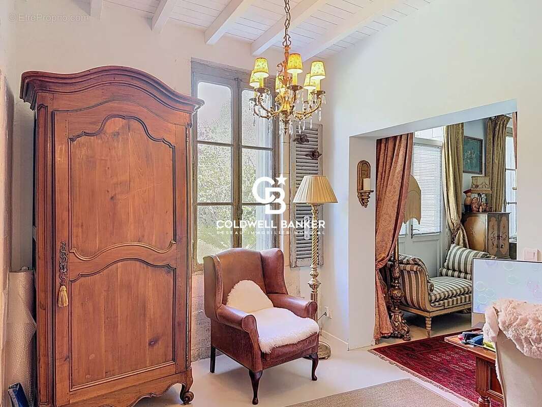 Maison à MORTAGNE-SUR-GIRONDE