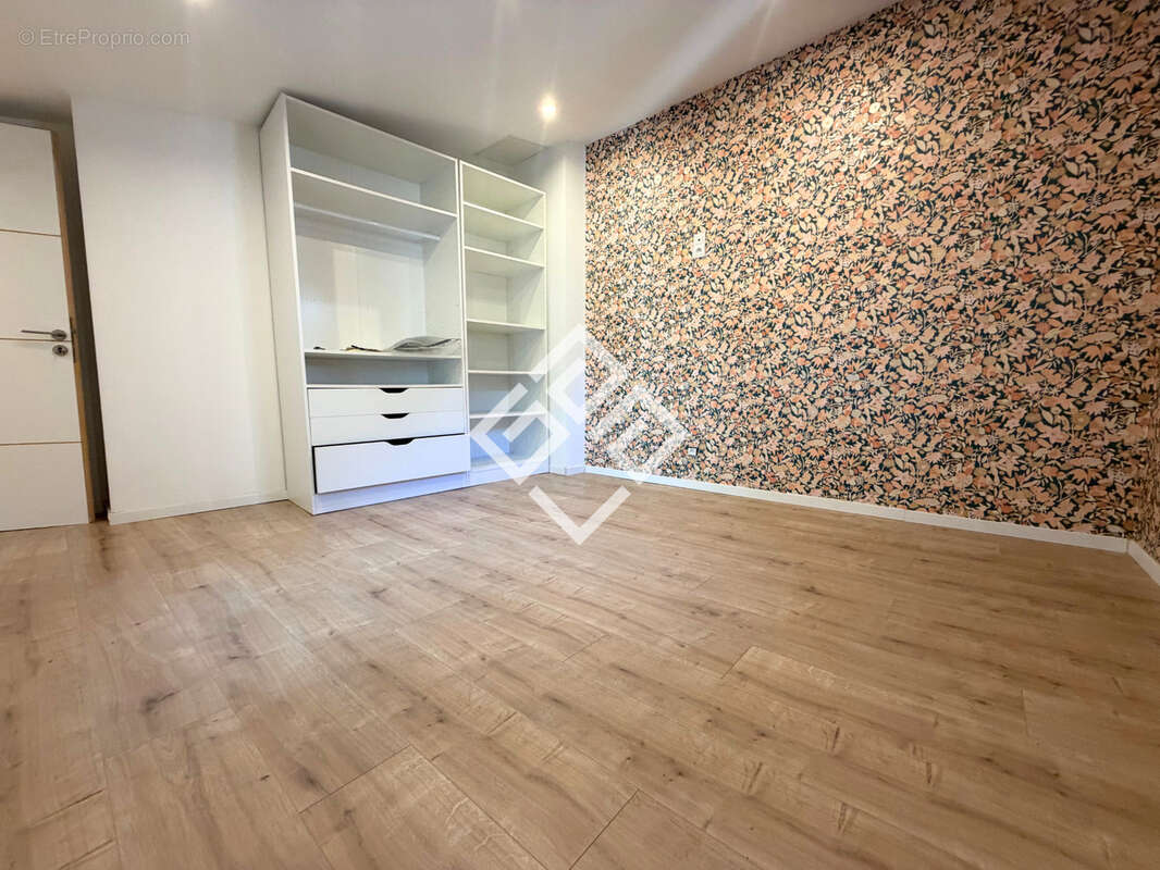 Maison de ville avec terrasse et garage - photo 8