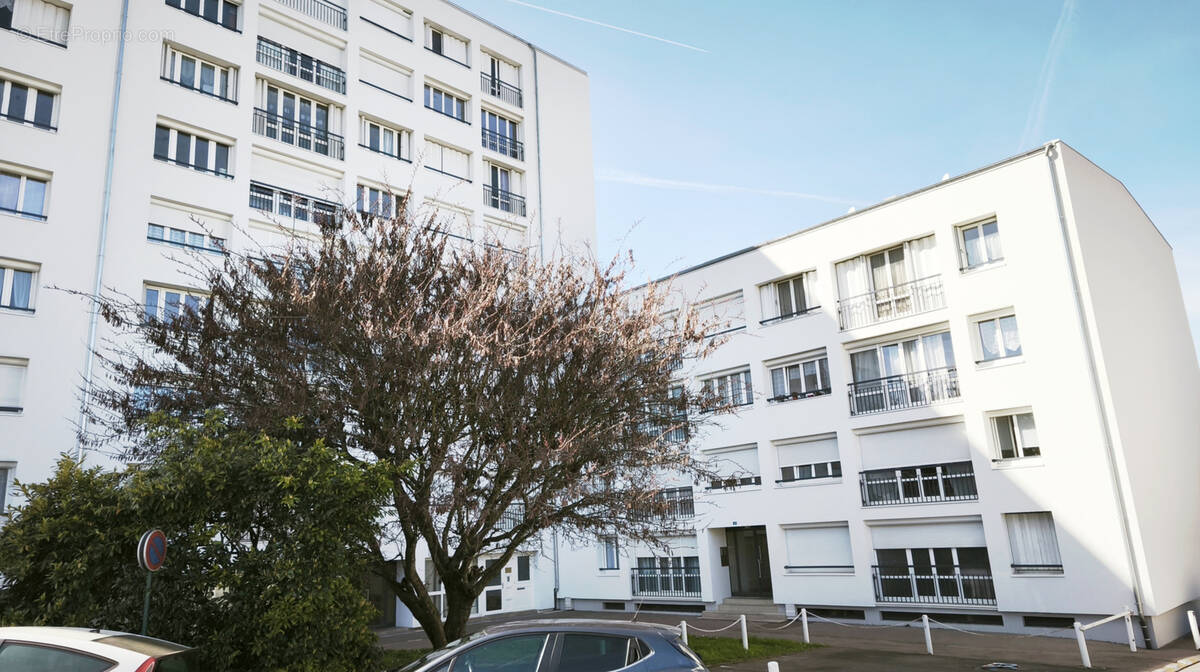 Appartement à SAINT-ANDRE-LES-VERGERS