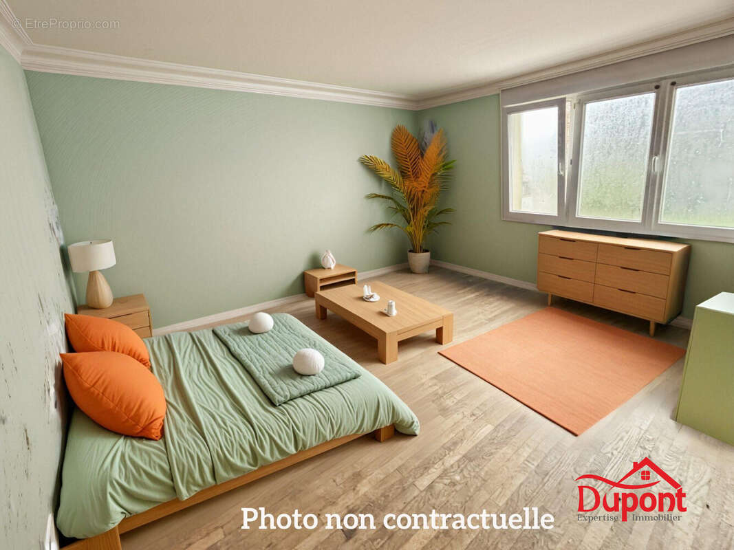 Maison à MAUBERT-FONTAINE